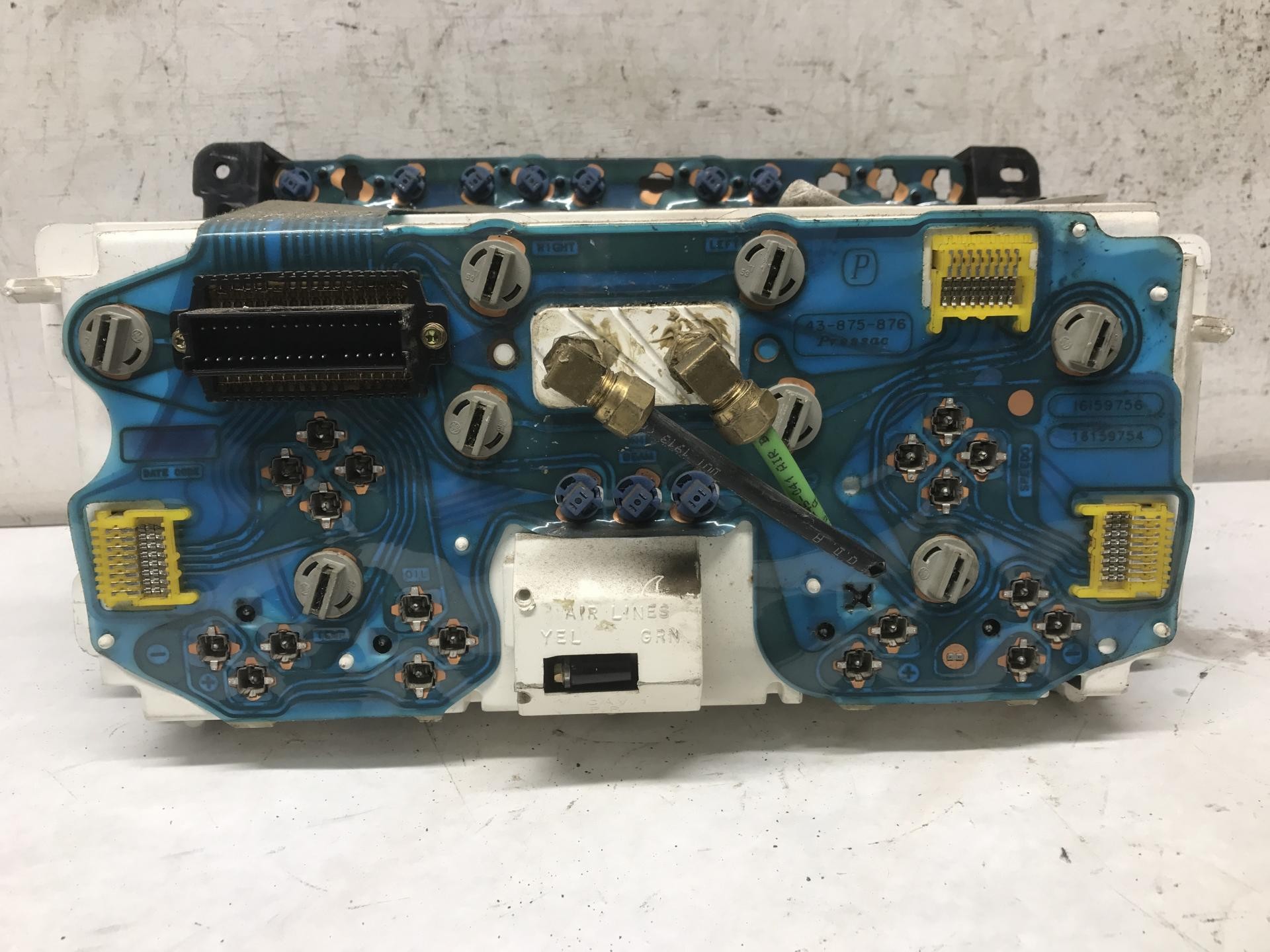 16206075 | Chevrolet C7500 Speedometer Instrument Cluster for Sale
