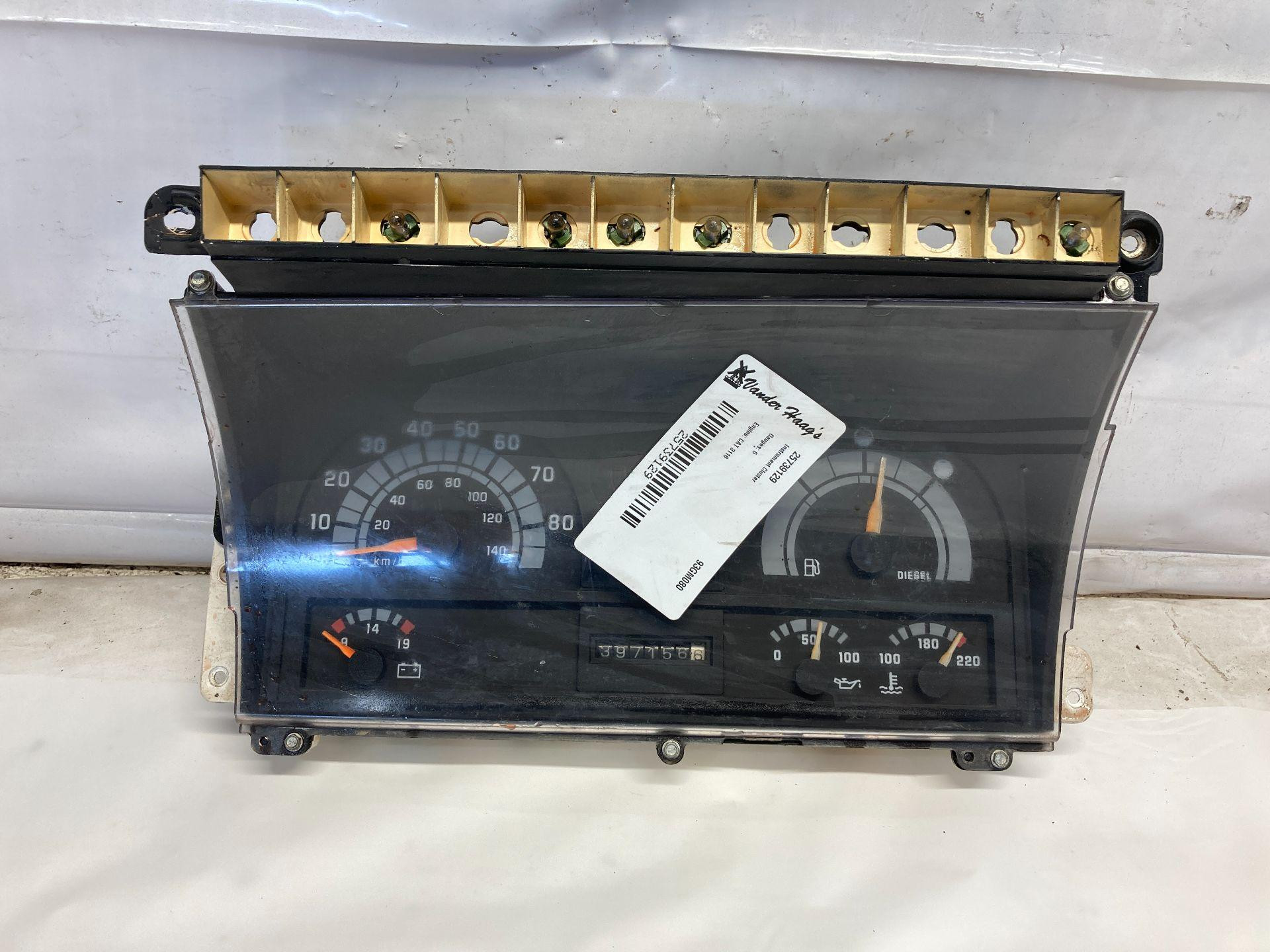 GMC C7500 Speedometer Instrument Cluster for Sale