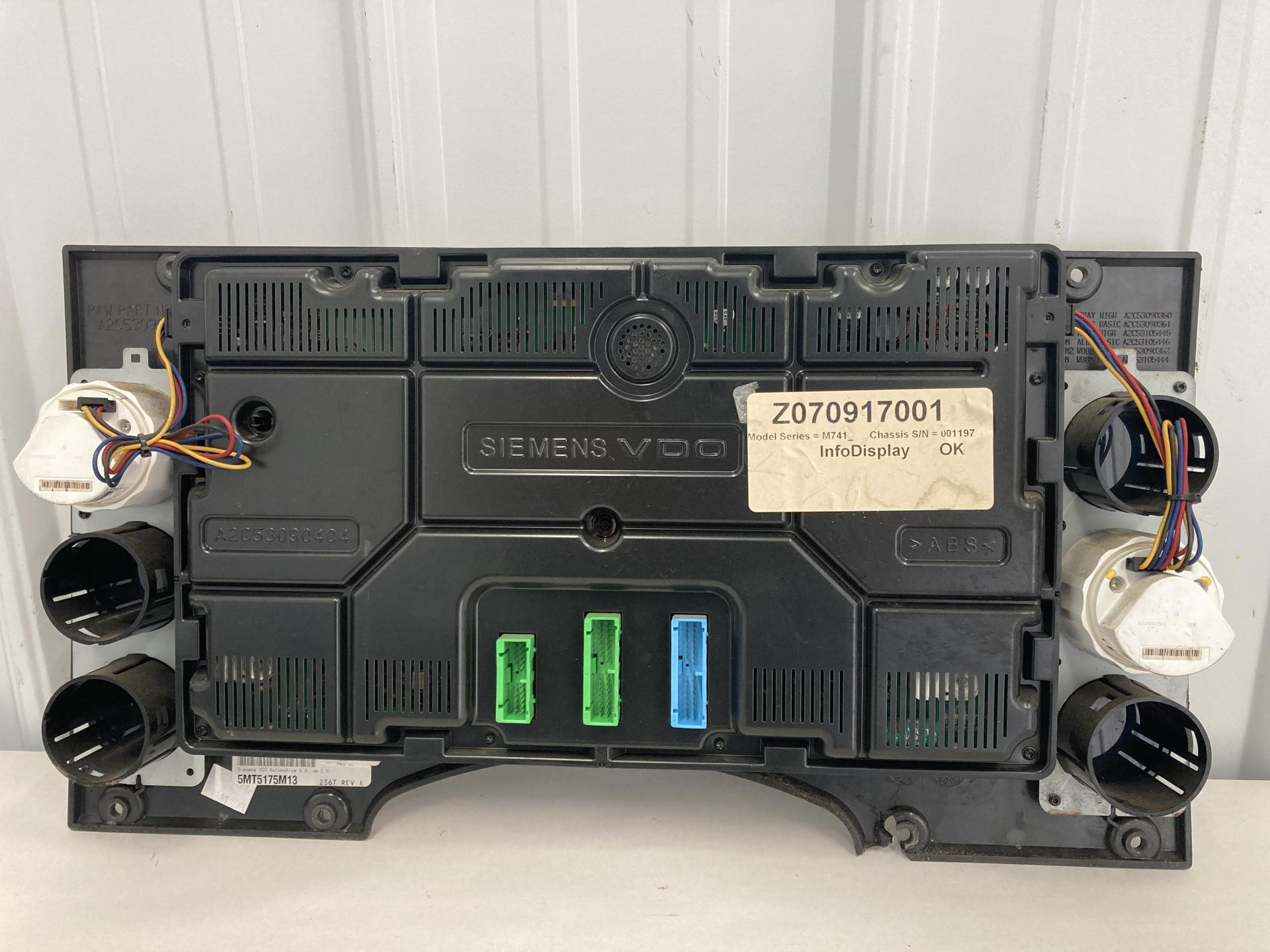 A2C53241026 Mack CXU613 Speedometer Instrument Cluster for Sale