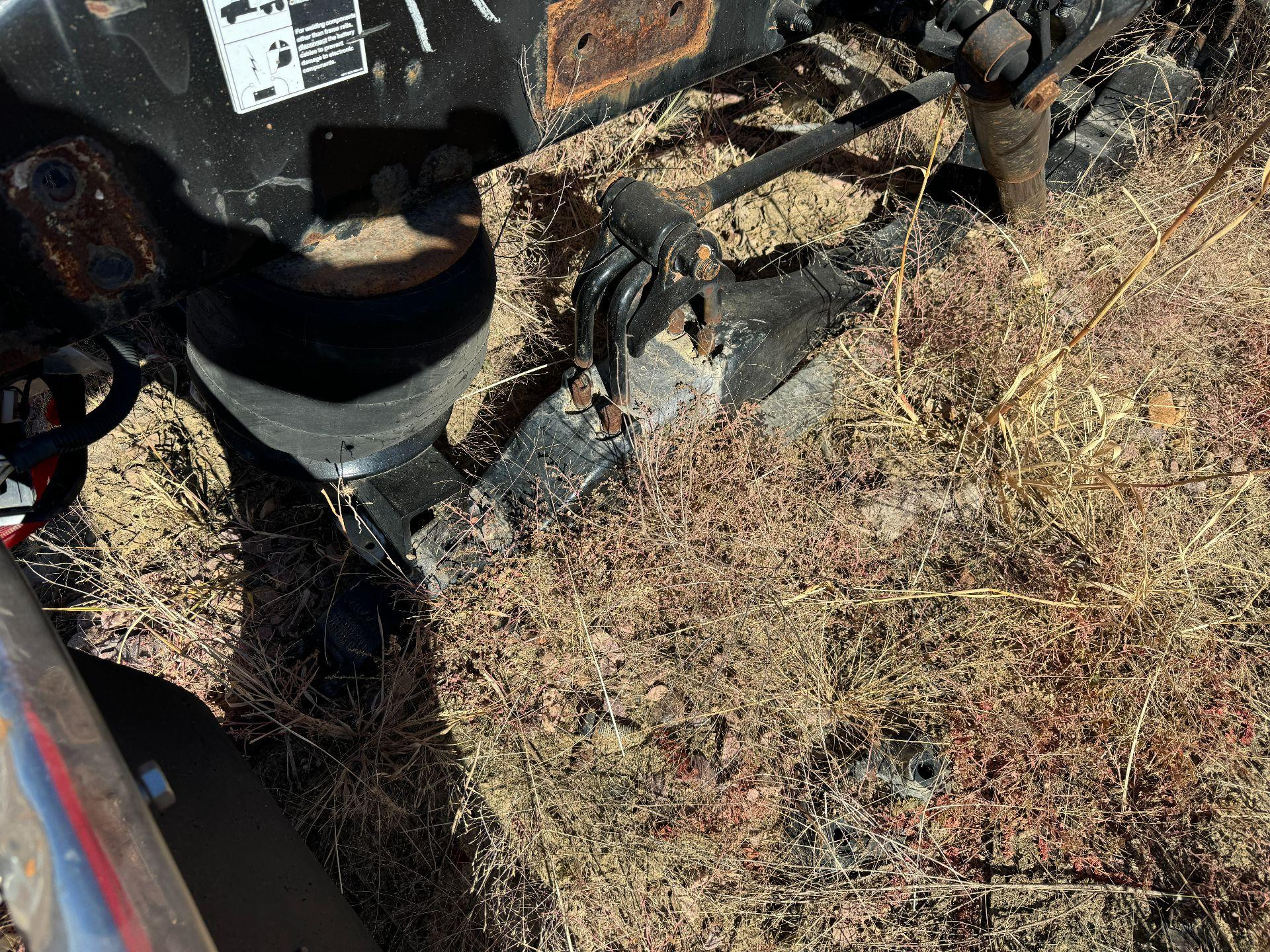 C076002 Peterbilt 386 Suspension Air Spring Pedestal for Sale