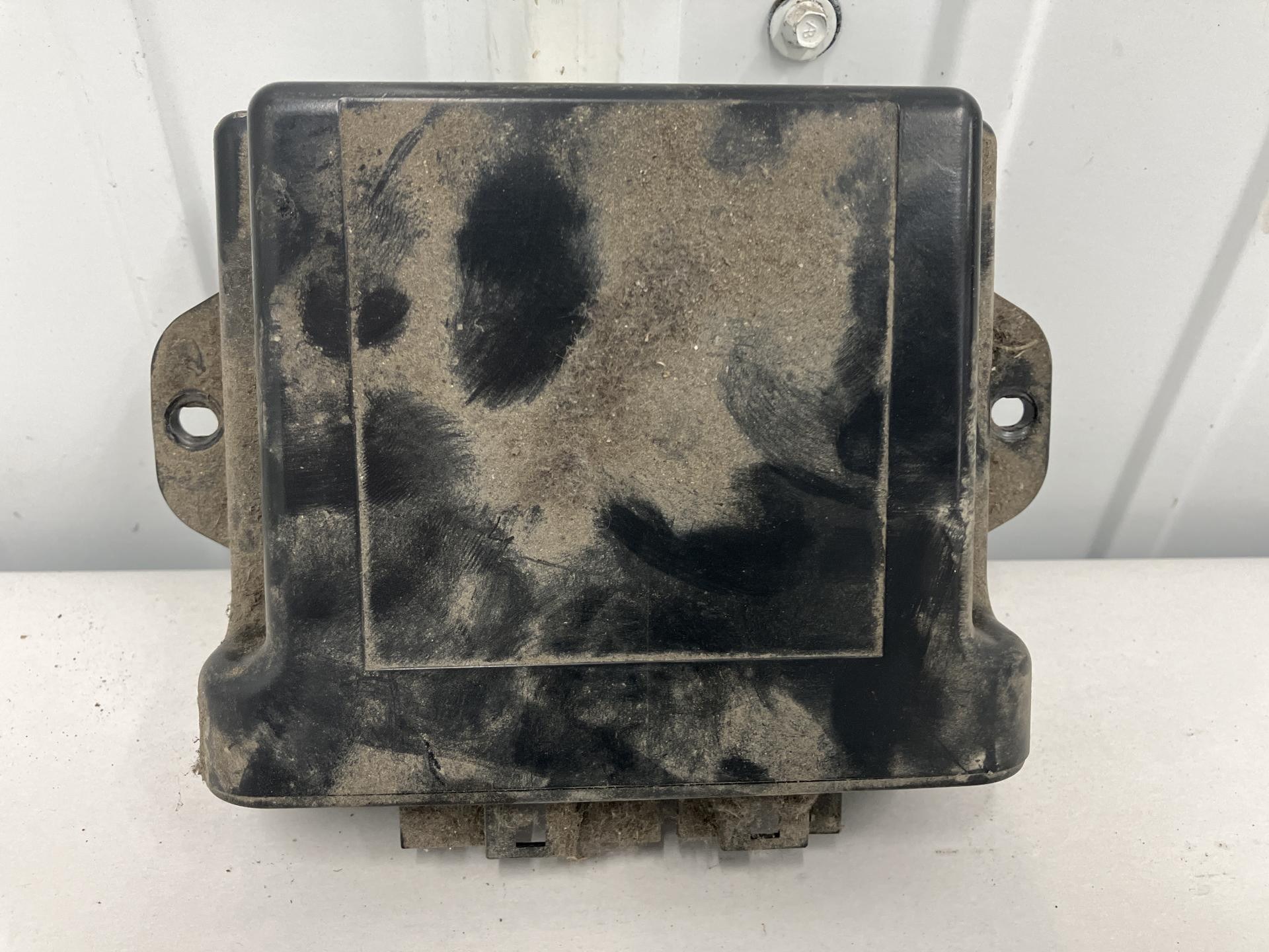 P21-1012-302 | Kenworth T800 Light Control Module for Sale