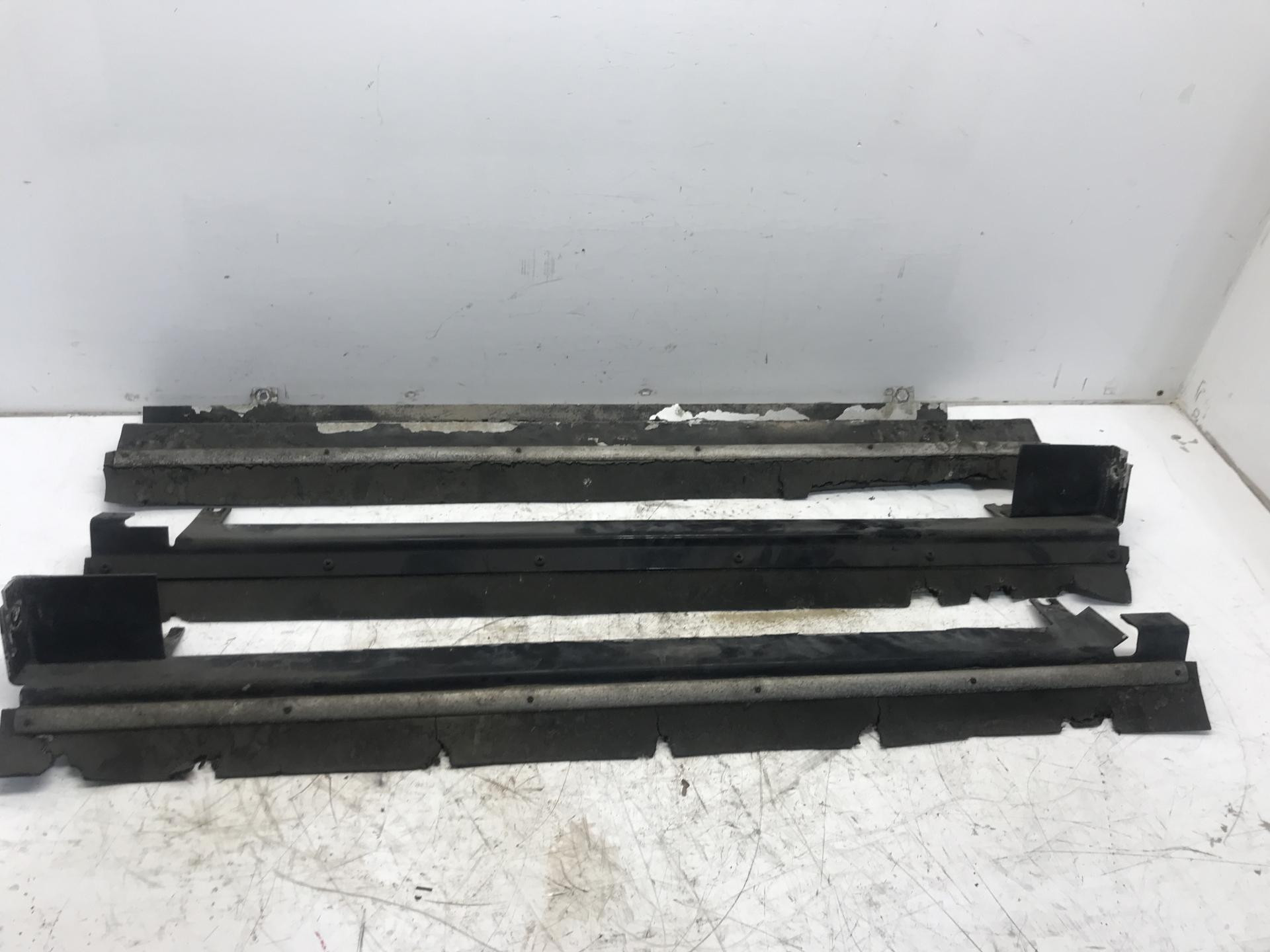 Peterbilt 377 Radiator Misc Parts for Sale