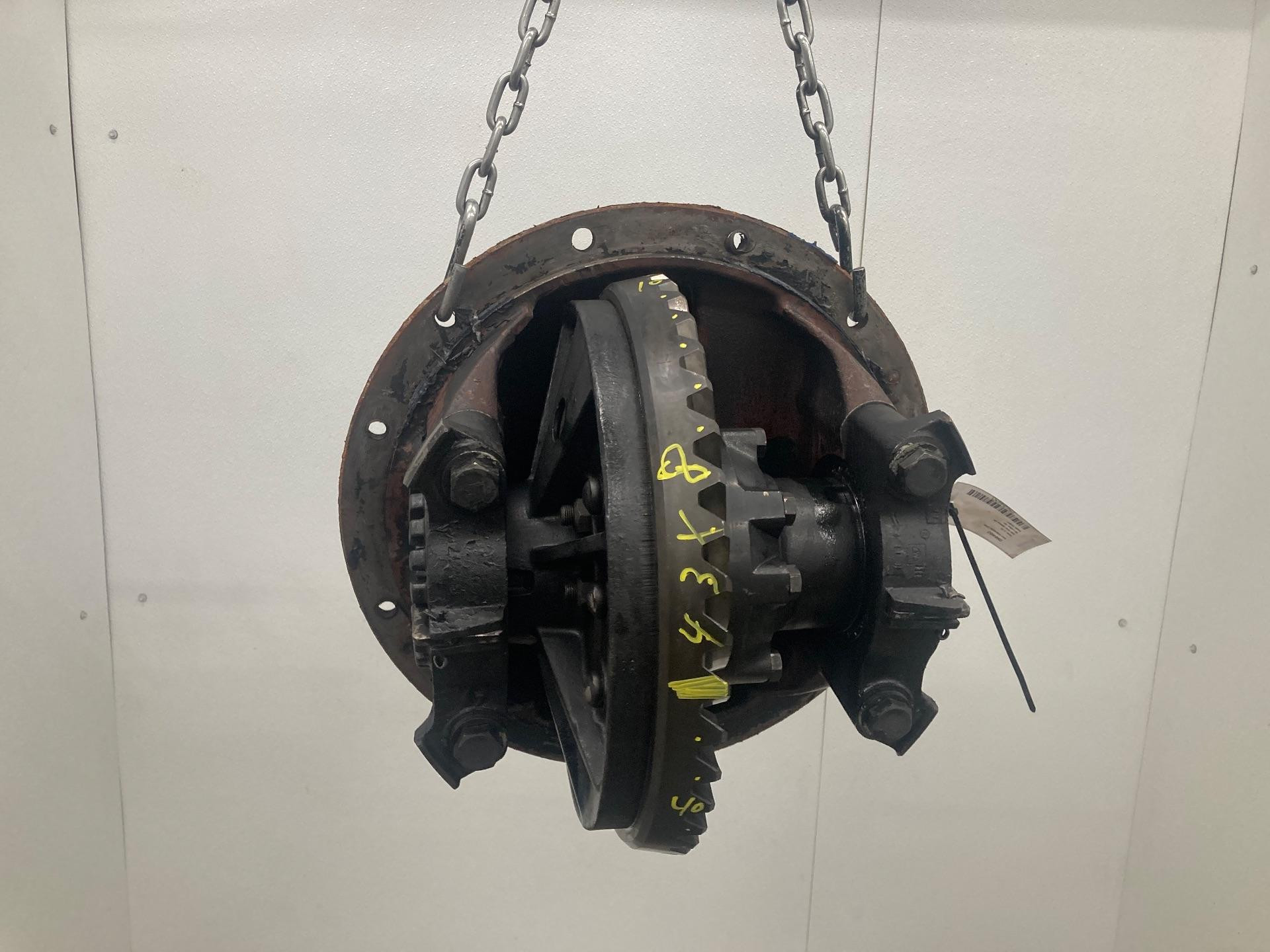 International RA474 Rear Differential | Carrier Assembly for Sale