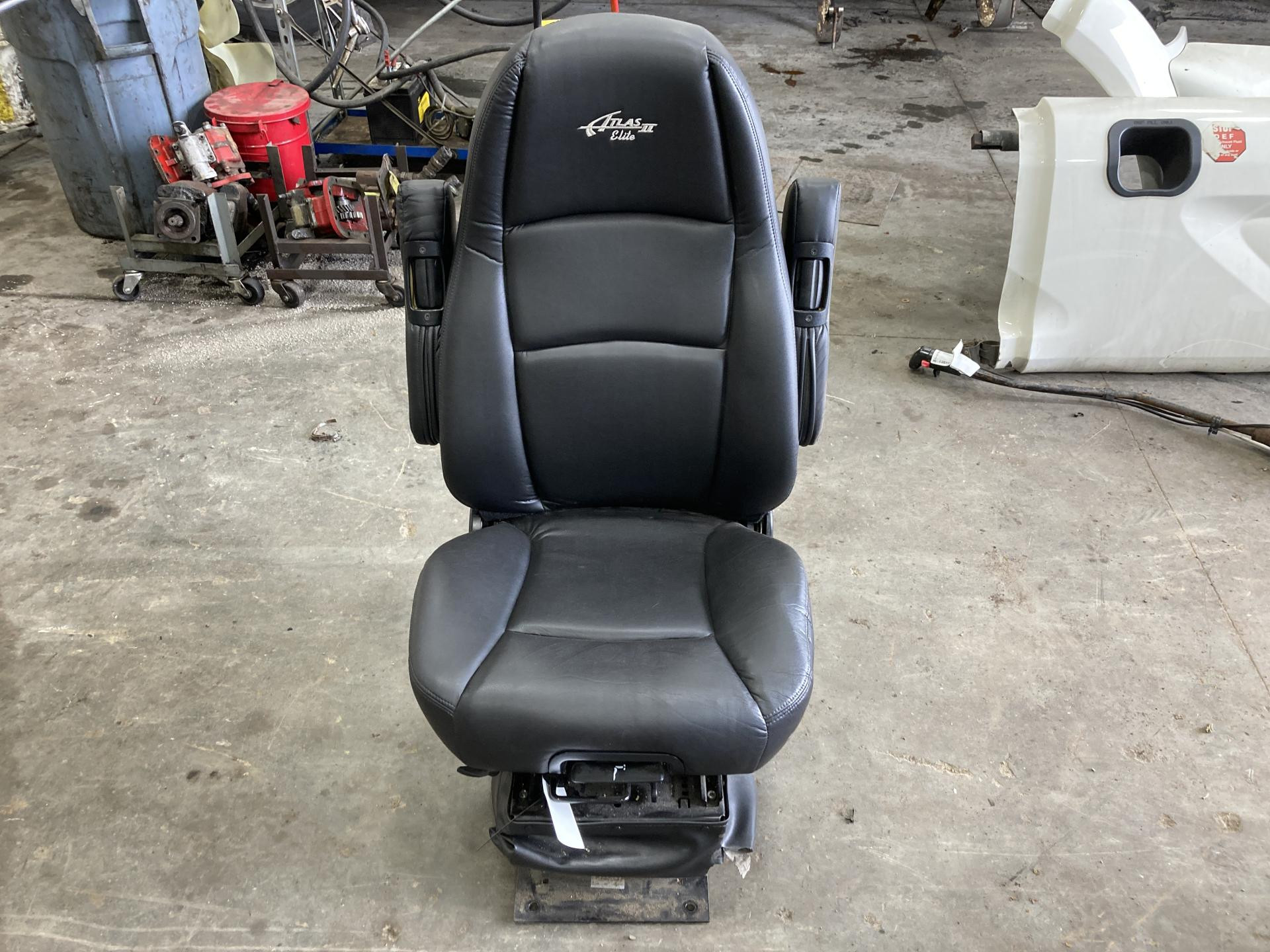 Peterbilt 579 Air Ride Seat for Sale