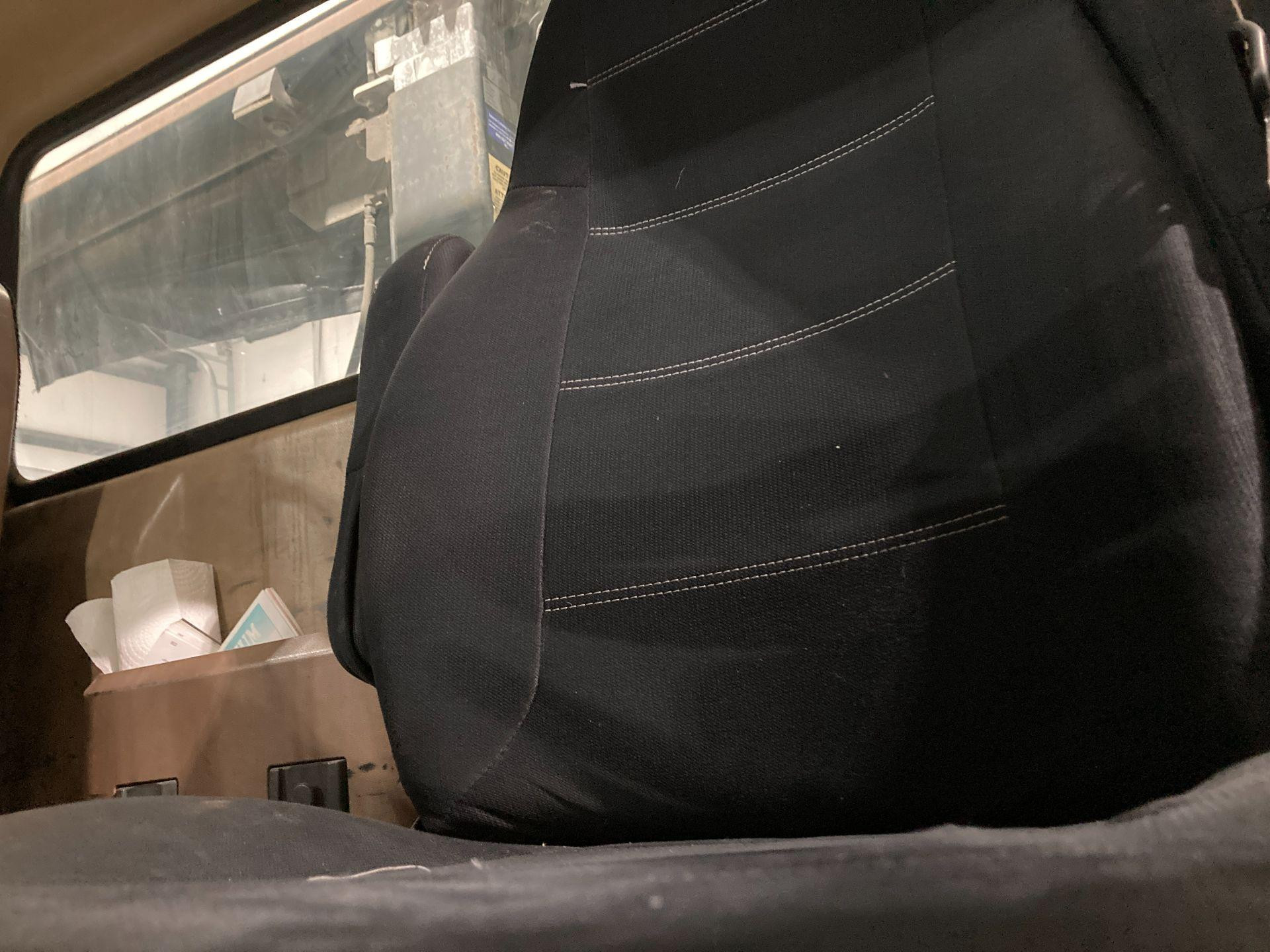 Mack GU813 Air Ride Seat for Sale