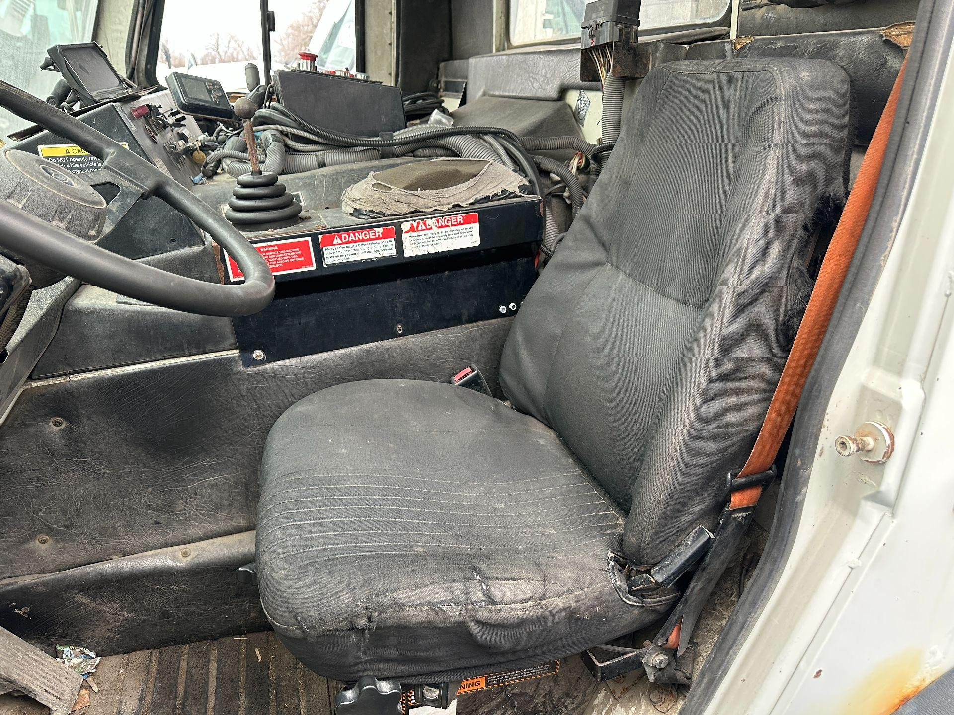 Mack LEU Suspension Seat for Sale