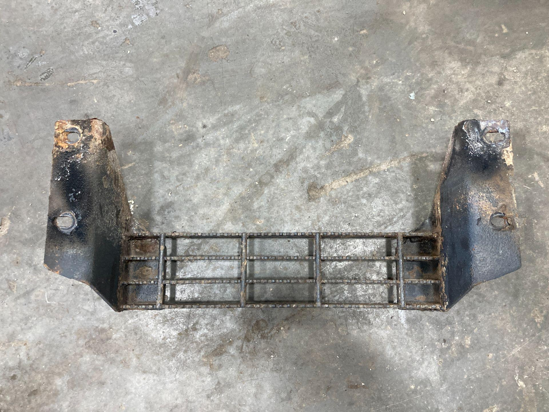 Ford F650 Step (Frame, Fuel Tank, Faring) for Sale