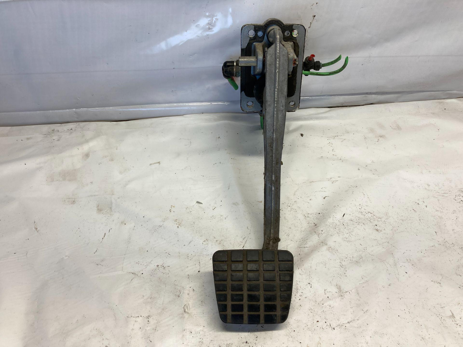 Freightliner M2 106 Foot Control Pedal for Sale