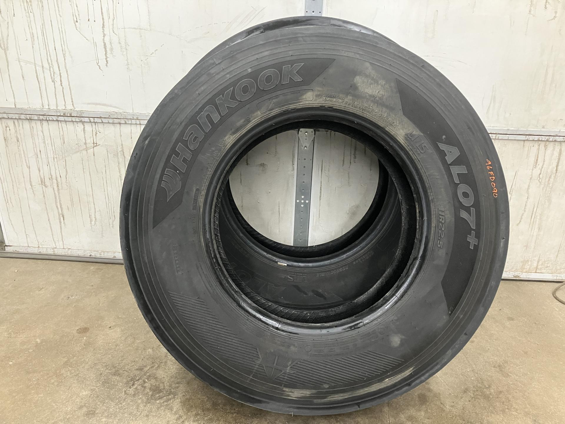 Ford B800 Tire for Sale
