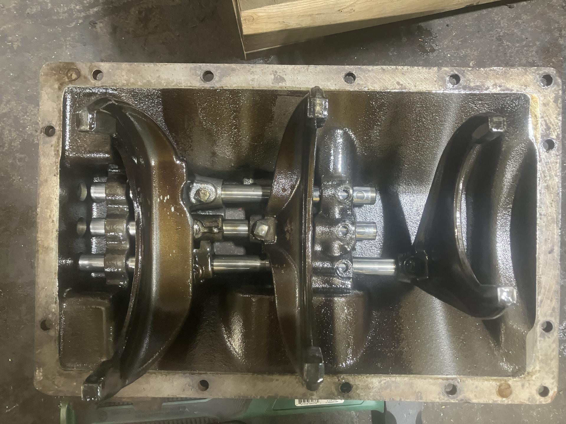 635x2 Spicer 6352 Transmission for Sale