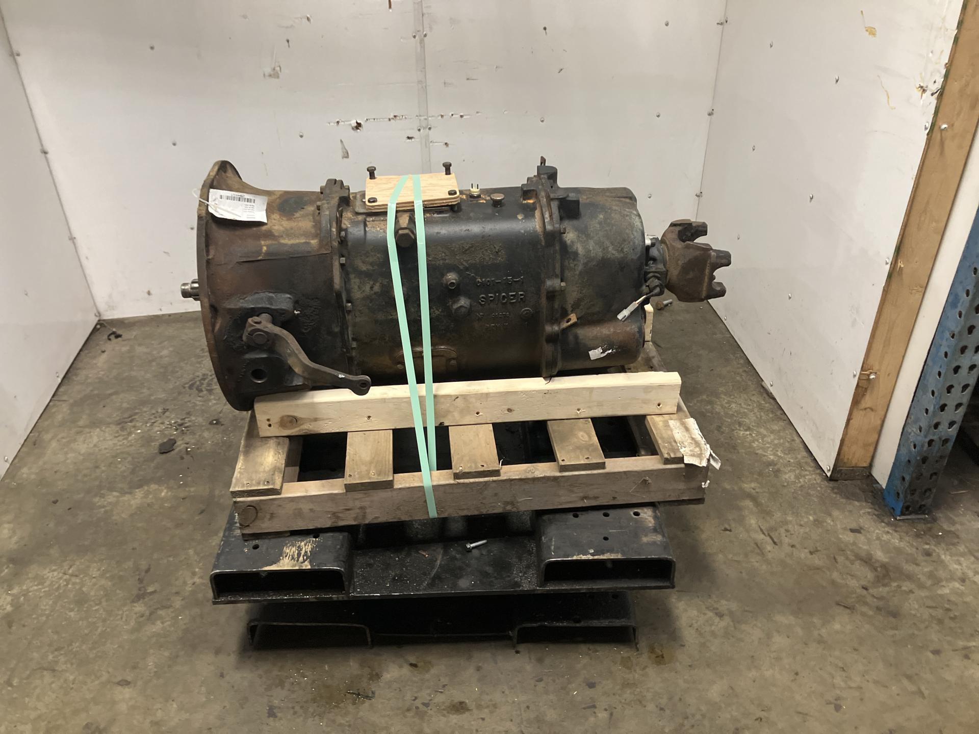Spicer ES52-7B Transmission for Sale