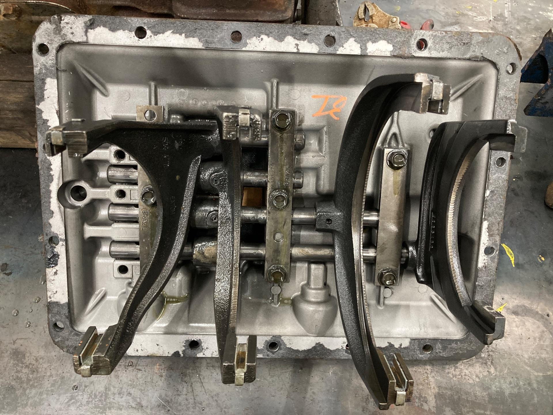 Eaton Mid Range FS6005A Transmission for Sale