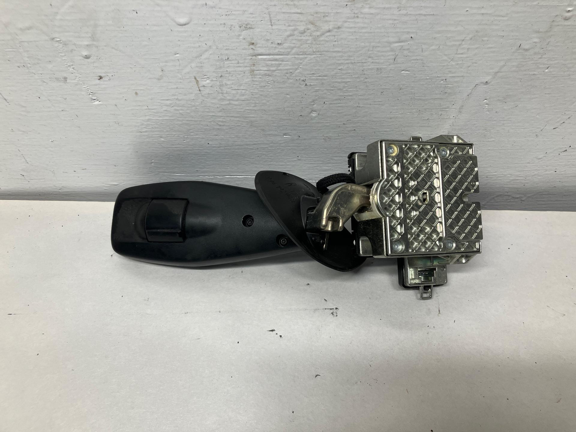 2023-2024 Chevy Traverse Right Side Mirror Signal/Power Fold