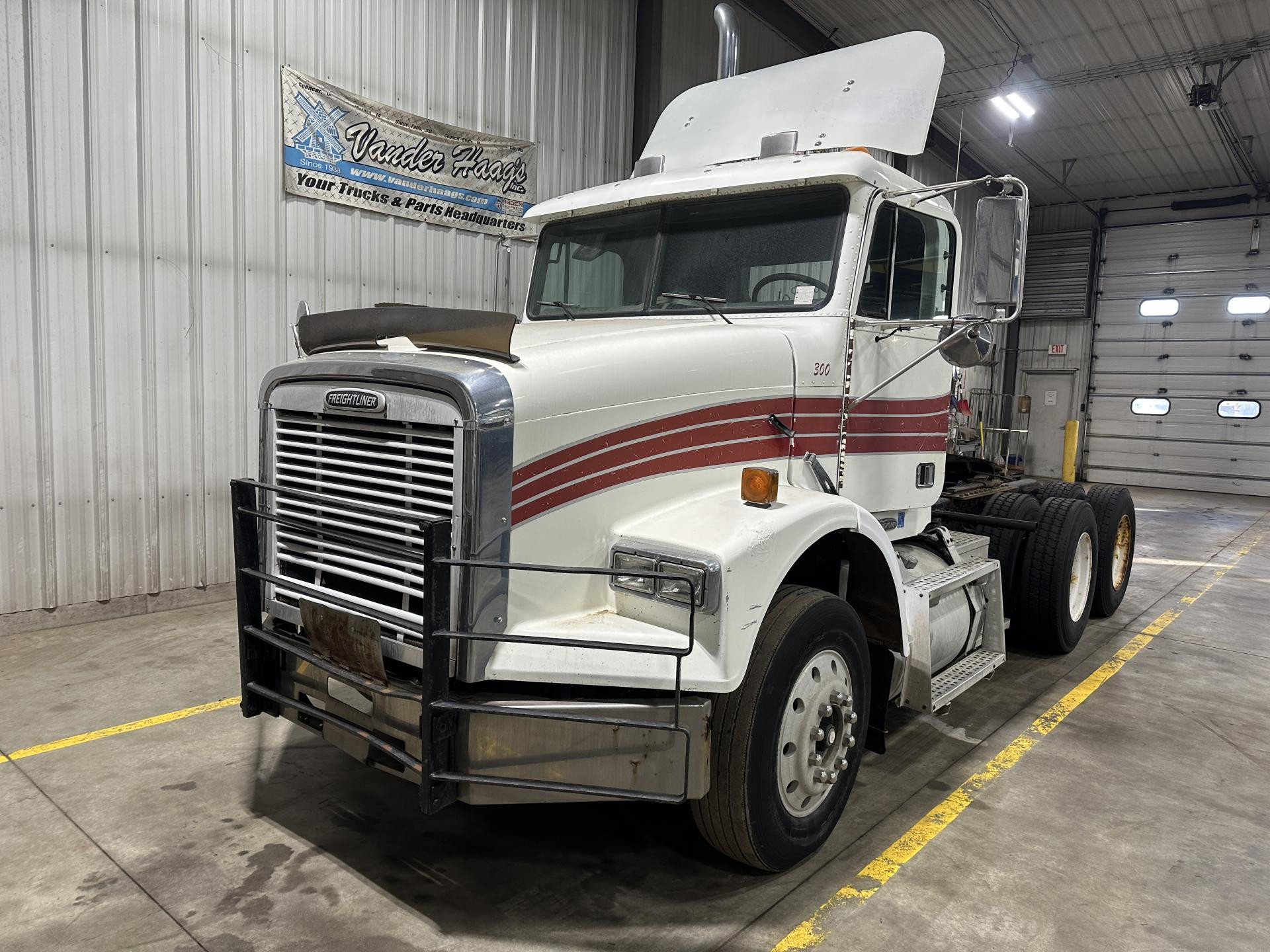 Freightliner Fld Custom Parts