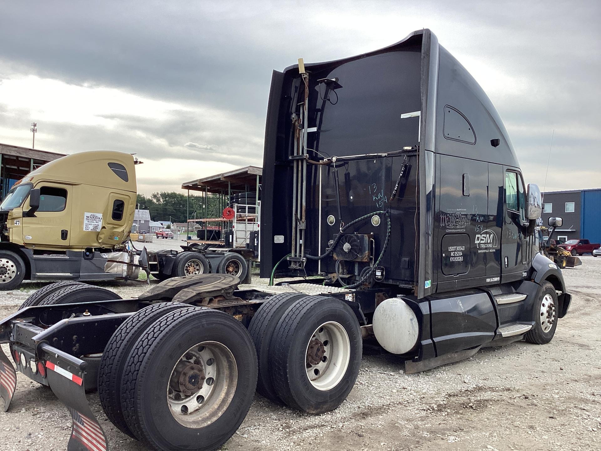 Kenworth T700 Parts Unit for Sale