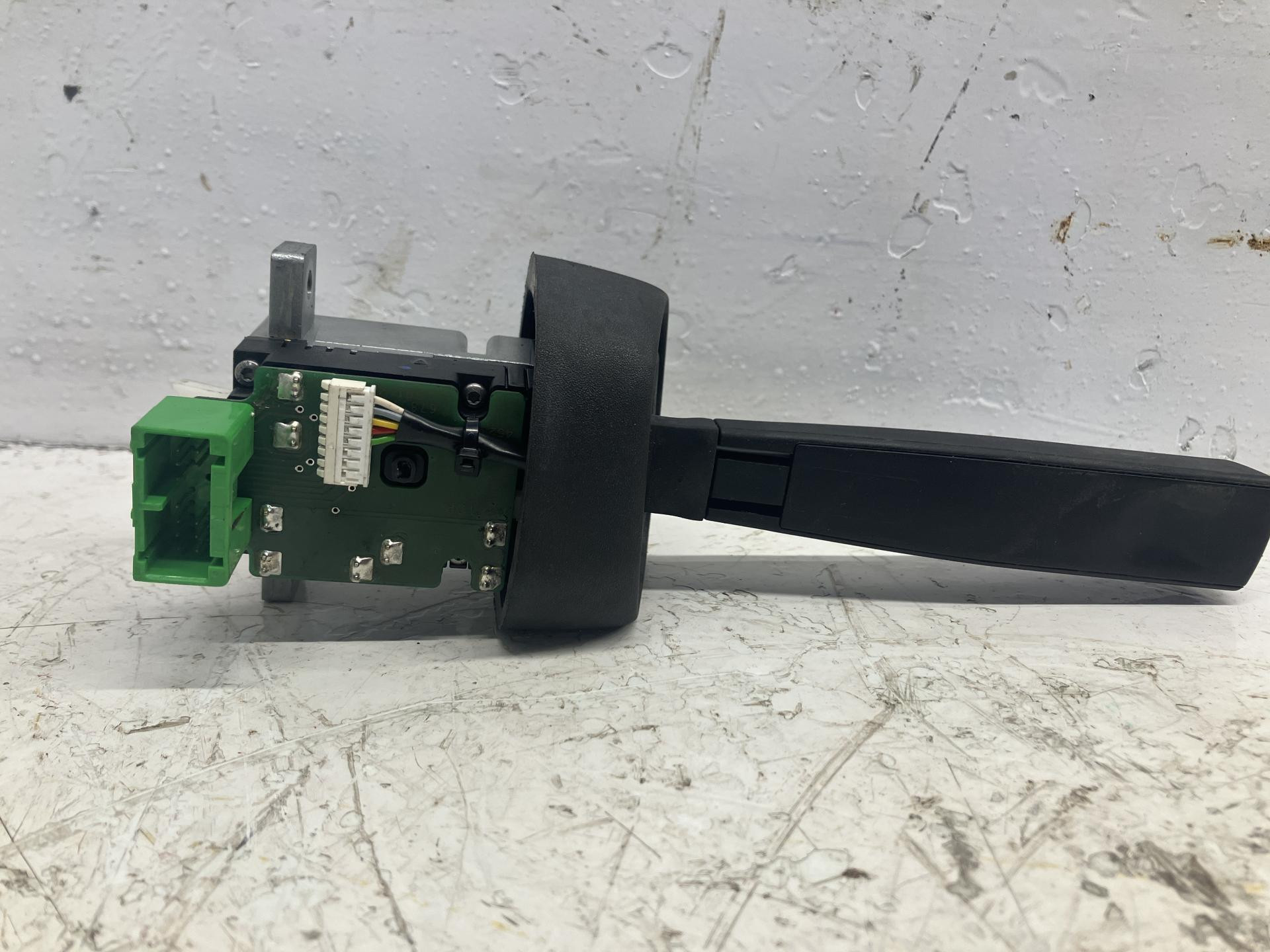 Volvo VT Turn Signal/Column Switch for Sale