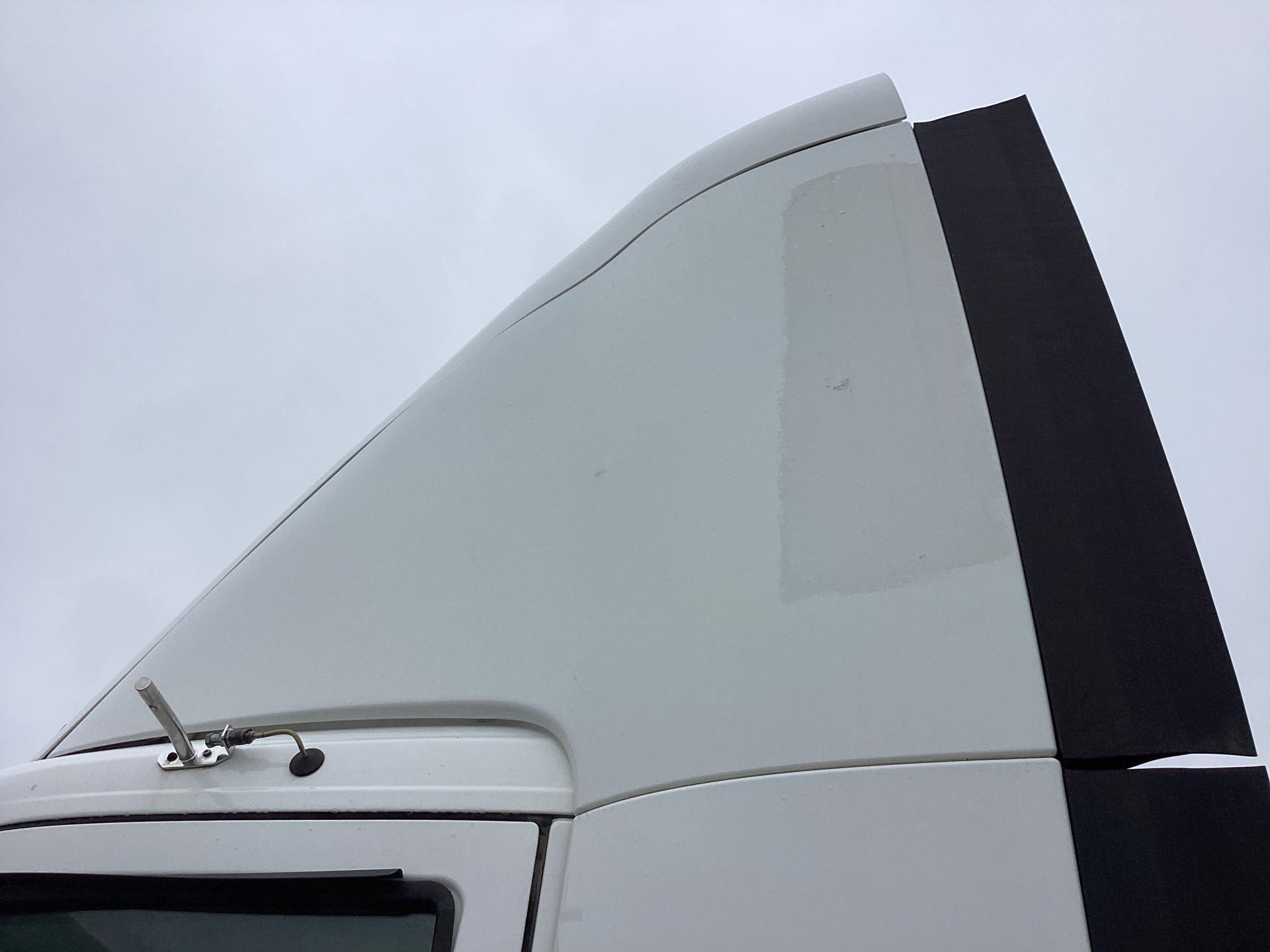 Kenworth T680 Wind Deflector for Sale