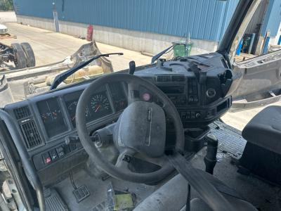 1998-2003 Volvo VNL Dash Assembly - Used
