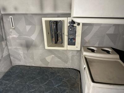 Volvo VNL Vinyl Left/Driver Sleeper Driver Side Wall Trim/Panel