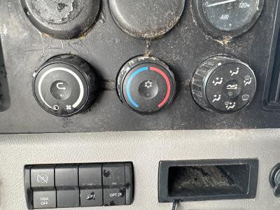 2017-2024 Freightliner CASCADIA Heater A/C Temperature Controls - Used