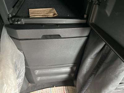 Freightliner CASCADIA Left/Driver Sleeper Cabinet - Used