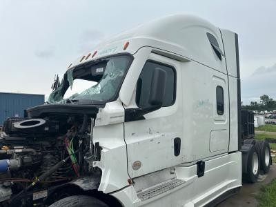 2017-2026 Freightliner CASCADIA Cab Assembly - For Parts
