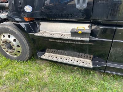 2017-2026 Freightliner CASCADIA Black Left/Driver Front Skirt - Used