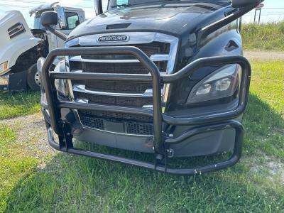 2018-2026 Freightliner CASCADIA Grille Guard - Used