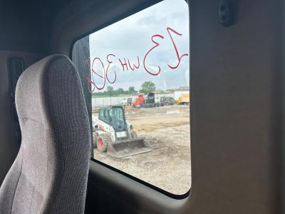 Freightliner CASCADIA Back Glass - Used