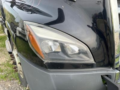 2018-2026 Freightliner CASCADIA Right/Passenger Headlamp - Used