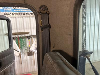 Mack CL600 Right/Passenger Seat Belt Assembly - Used
