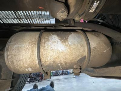 Mack CL600 12(in) Diameter Air Tank - Used | Length: 22.5(in) | P/N 22QE41456M