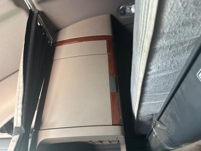 Freightliner CASCADIA Right/Passenger Sleeper Cabinet - Used