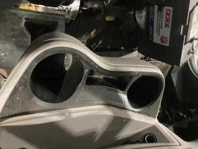 2022-2026 Peterbilt 579 Cup Holder Dash Panel - Used