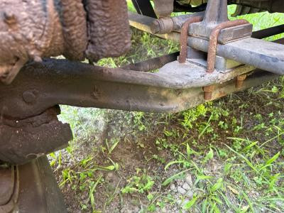 Detroit AF-12.0-3 Front Axle Assembly - Used