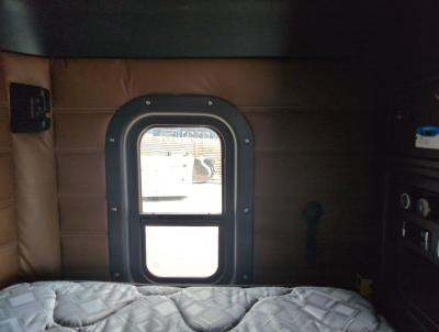 Freightliner CASCADIA Vinyl Left/Driver Sleeper Driver Side Wall Trim/Panel