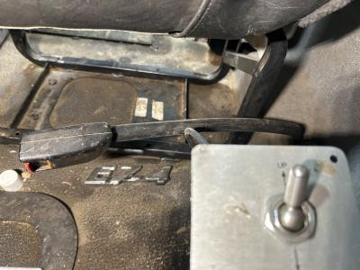 Mack CL600 Right/Passenger Seat Belt Latch (female end) - Used