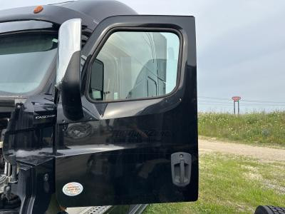 2016-2026 Freightliner CASCADIA Black Left/Driver Door - Used