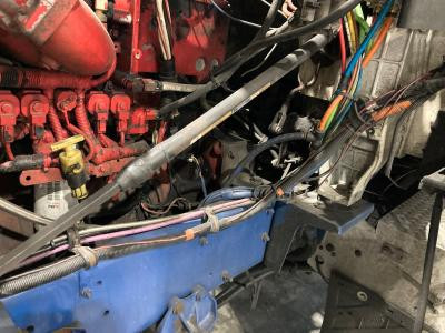 International 9900 Steering Shaft - Used