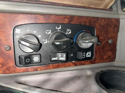 1997-2010 Kenworth T2000 Heater A/C Temperature Controls - Used