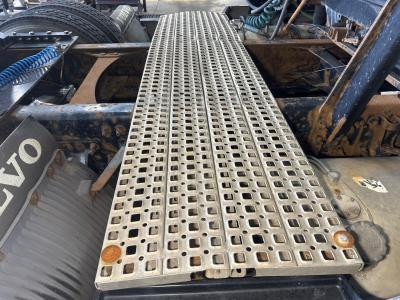 Volvo VNL 20 x 83 Deckplate - Used