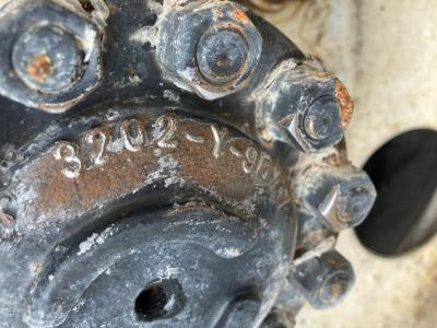 Meritor 3202Y9047 Axle Shaft - Used