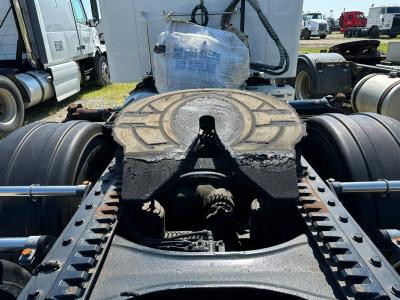 Holland FW35J036XL00 Fifth Wheel - Used