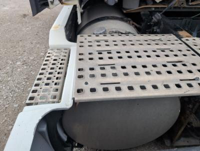 Volvo VNL Fuel Tank - Used