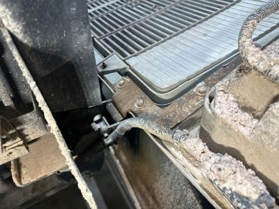 GMC C7500 Right/Passenger Hood Hinge - Used | P/N R13440