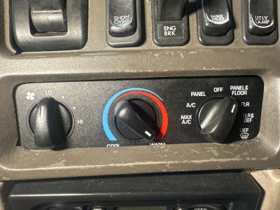 1999-2010 Sterling A9513 Heater A/C Temperature Controls - Used