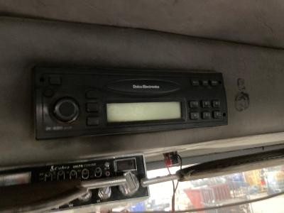 Peterbilt 385 Tuner A/V Equipment (Radio)
