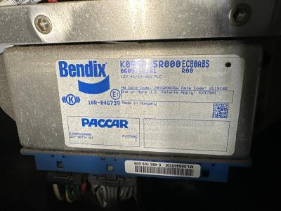 Peterbilt 337 Brake Control Module (ABS) - Used | P/N K098915R000