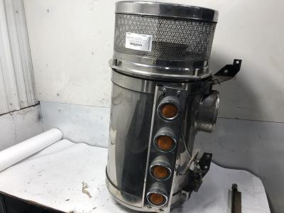 Western Star Trucks 4900EX Right/Passenger Air Cleaner - Used