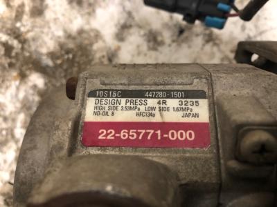 Freightliner 122SD Air Conditioner Compressor for Sale